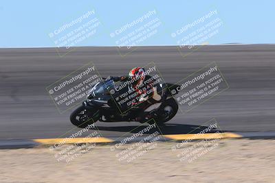 media/Nov-06-2023-Moto Forza (Mon) [[ce023d0744]]/2-Advanced Group/Session 2 (Bowl Speed Pans)/